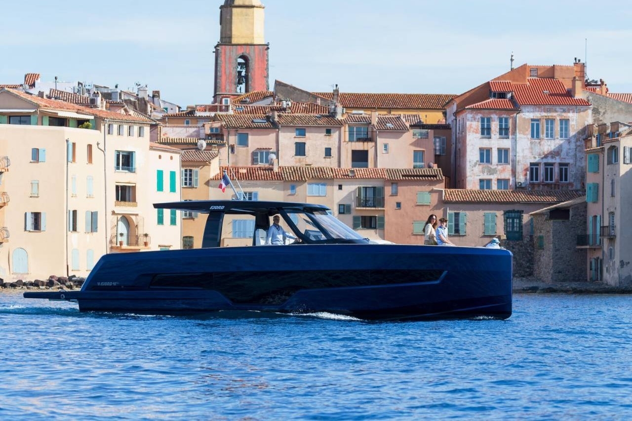 FJORD 41XL A SAINT-TROPEZ