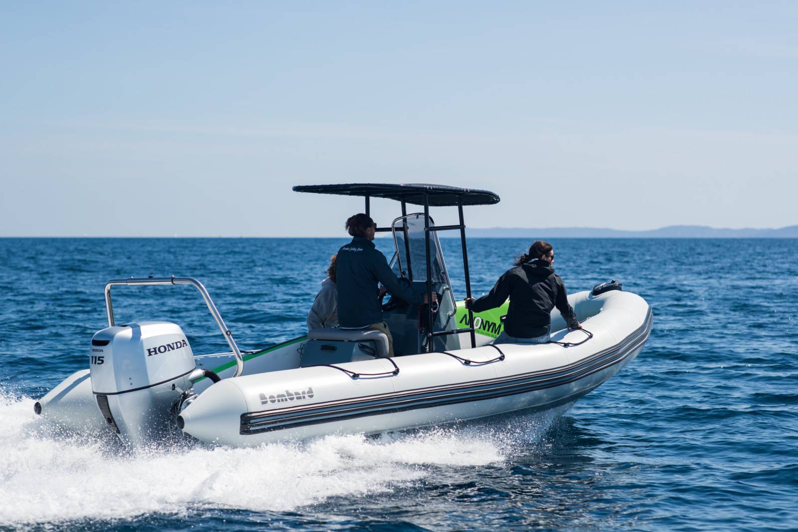 Bombard Explorer 600 - SERVAUX YACHTING - Marseille - St Tropez - Monaco - Cogolin