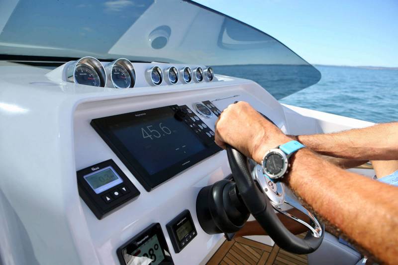 FRAUSCHER 1212 GHOST BY SERVAUX YACHTING