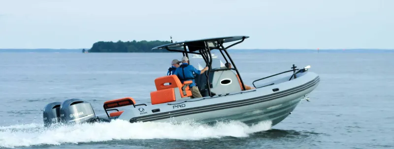 ZODIAC PRO 850 : Vente de semi-rigide professionnel à Marseille