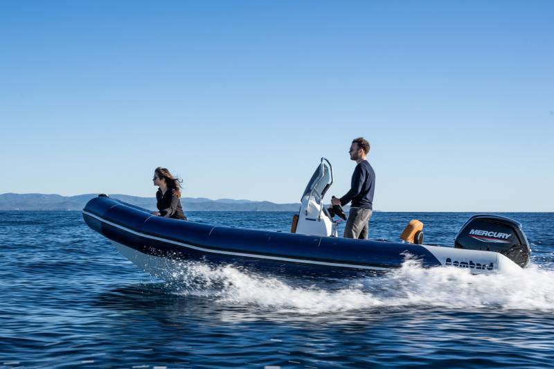 Bombard Sunrider 550 Blue Story - SERVAUX YACHTING - Marseille - Cogolin - Monaco - St Tropez