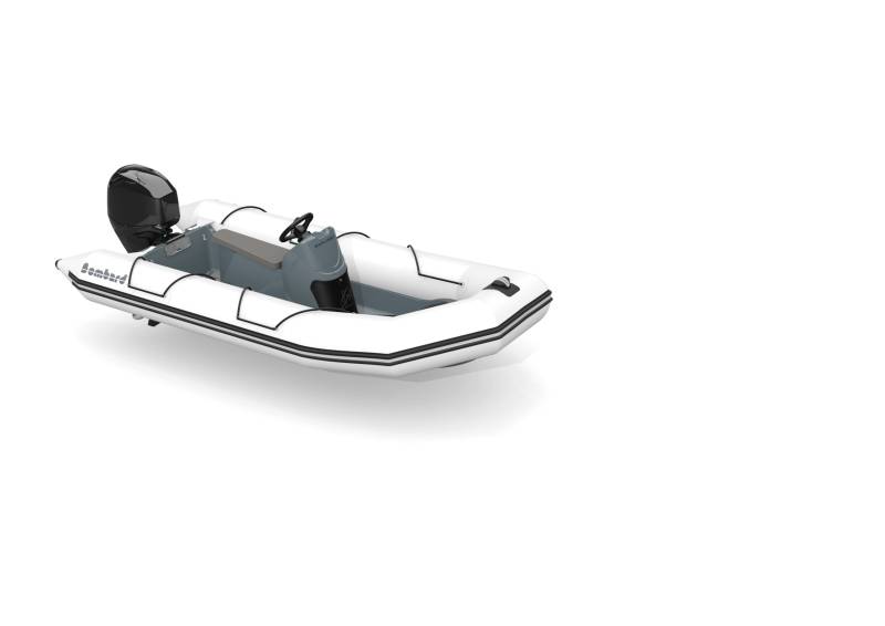 Bombard Explorer 500 - SERVAUX YACHTING  Marseille - St Tropez - Cogolin - Monaco
