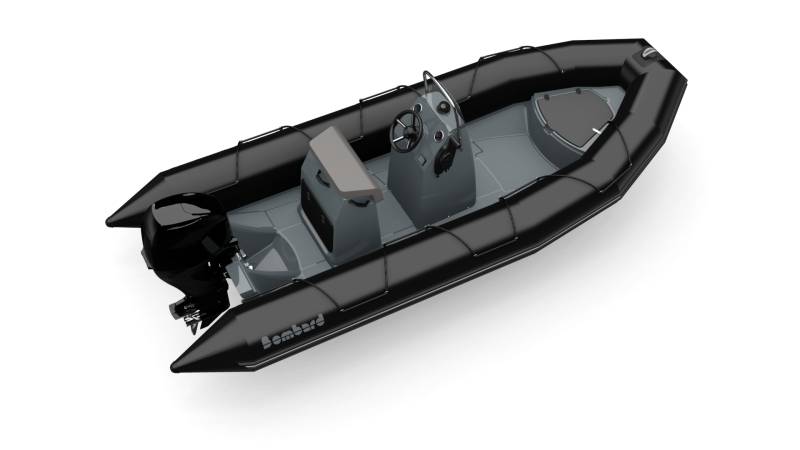 Bombard Explorer 500 - SERVAUX YACHTING  Marseille - St Tropez - Cogolin - Monaco