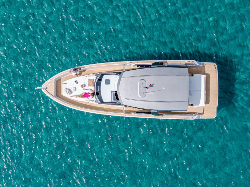 CHARTER LOCATION FJORD 39XL - SERVAUX YACHTING - SAINT TROPEZ