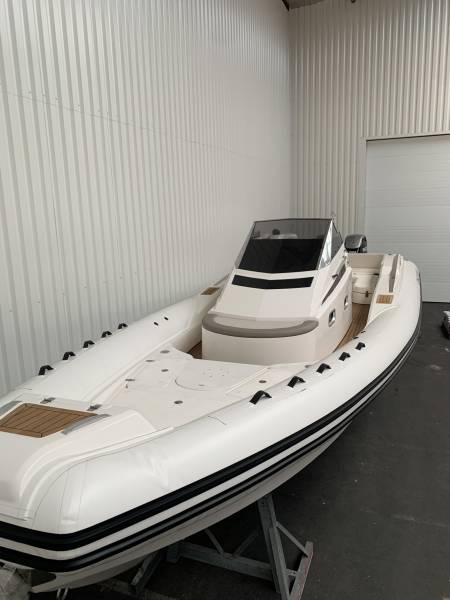 LOMAC GRANTURISMO 10.5 +SUZUKI DF350 SERVAUX YACHTING MARSEILLE
