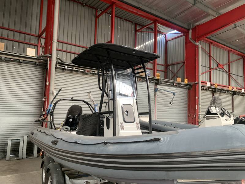 ZODIAC PRO 7 - SERVAUX YATCHING - MARSEILLE - SAINT TROPEZ