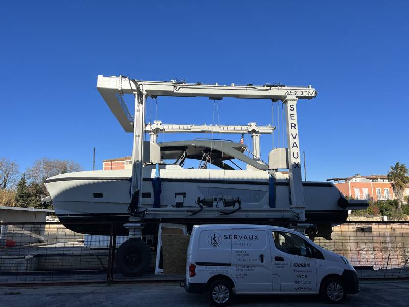 Chantier naval SERVAUX YACHTING COGOLIN