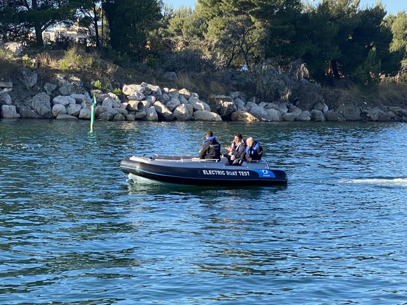 ZODIAC EJET 450 SERVAUX YACHTING