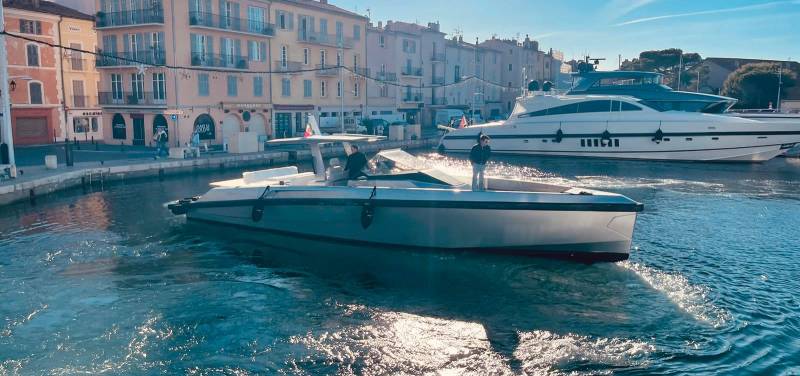 WALLY TENDER 48