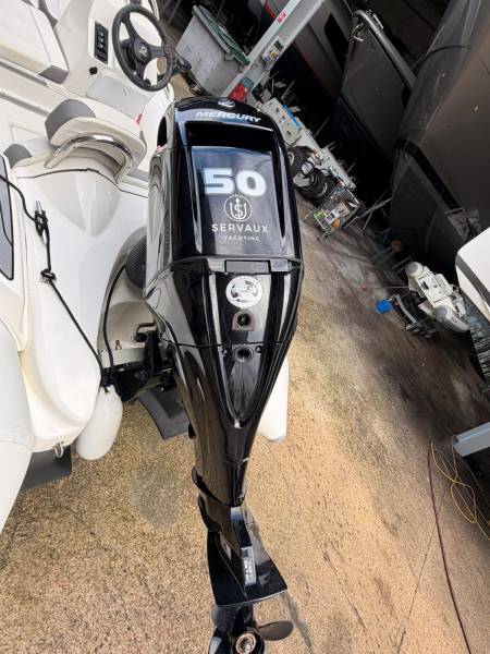 ZODIAC YACHTLINE 400 + MERCURY F50 EFI MARSEILLE COGOLIN - SERVAUX YACHTING