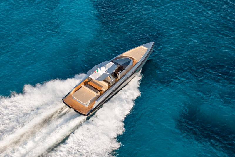 LOCATION CHARTER WALLY 48 SAINT TROPEZ