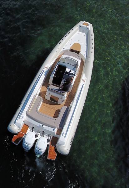 LOMAC GRANTURISMO 10.5 +SUZUKI DF350 SERVAUX YACHTING MARSEILLE